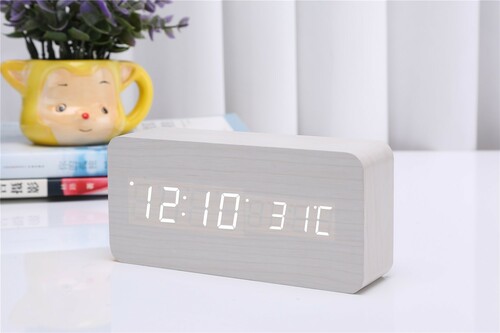 Budzik XONIX GHY-010 biały z białym wyświetlaczem 1